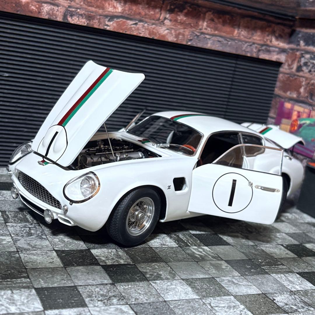 1/18 CMC アストンマーチン DB4 ザガート Le Mans 1961