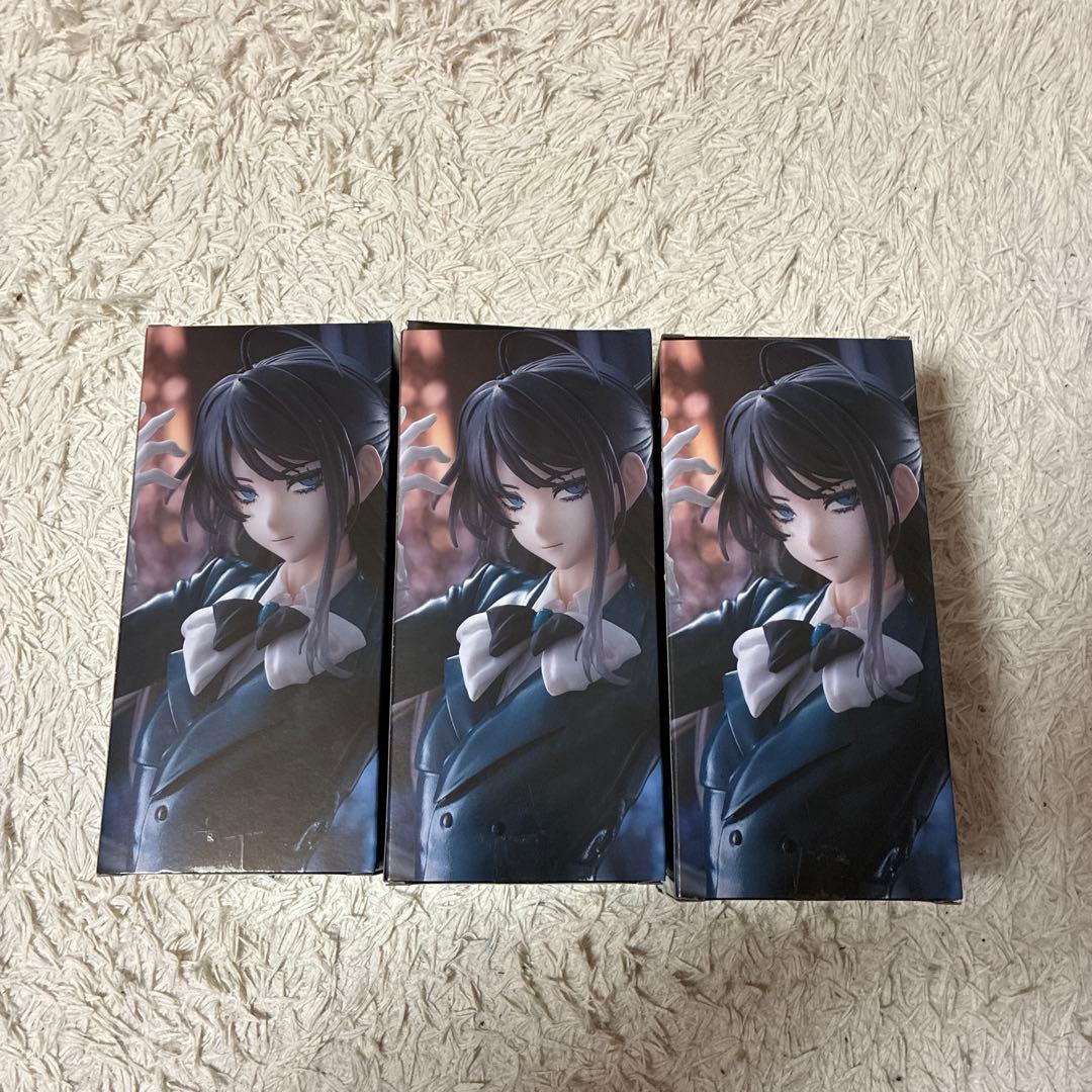 ランワン限定　Adoフィギュア　3個