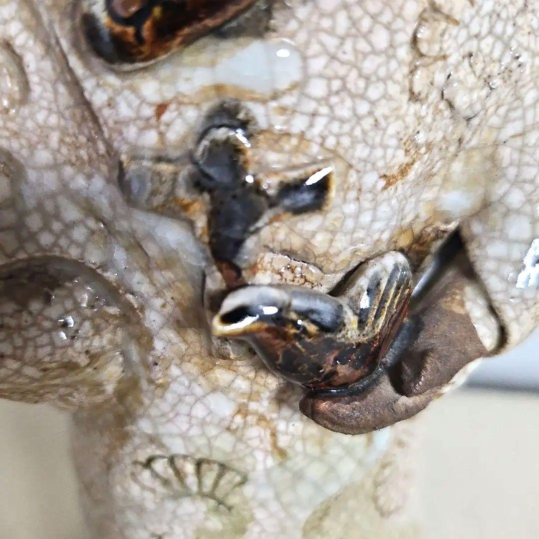 蝋燭立『鳩を抱いた伴天連』