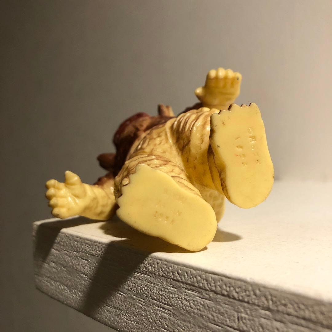 ミクラス ソフビ カプセル怪獣