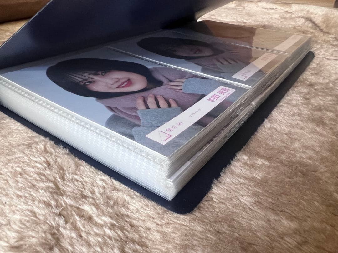 櫻坂46 的野美青　マフラーコーデ　30コンプ