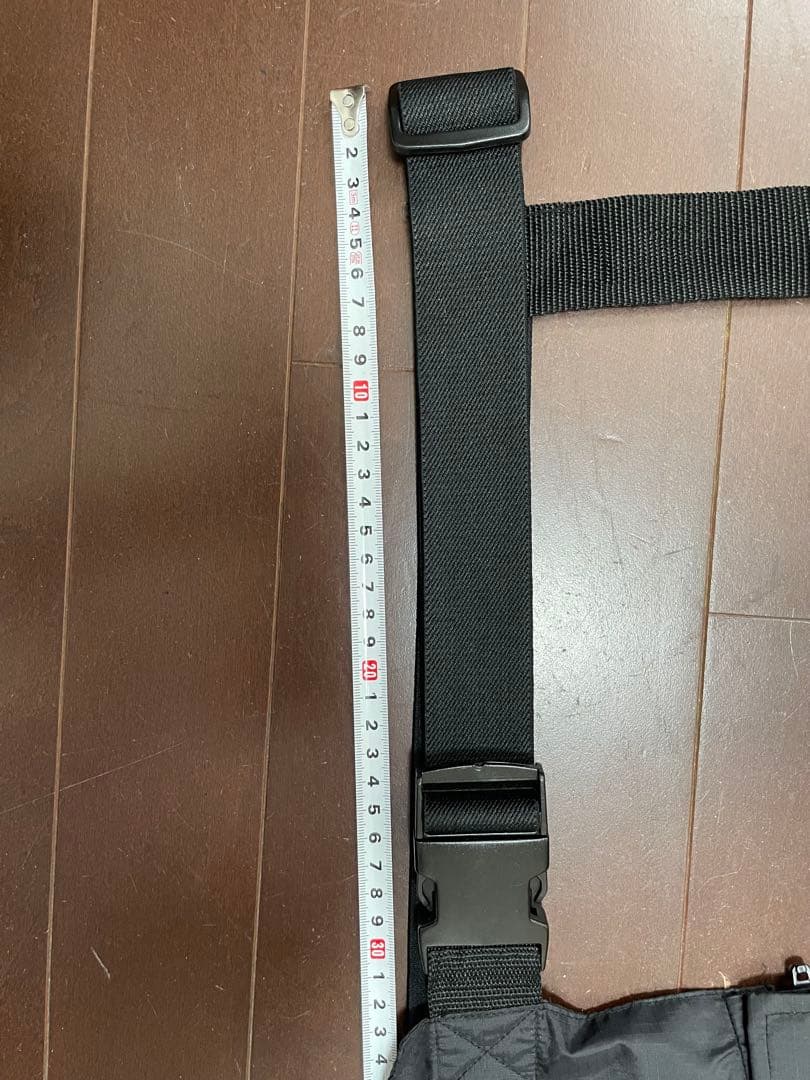 美品　カルティバ　ニープロテクトパンツ