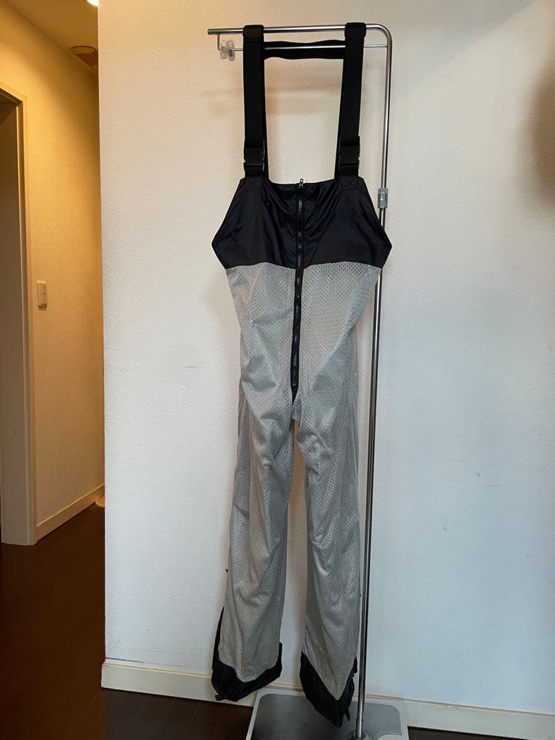 美品　カルティバ　ニープロテクトパンツ