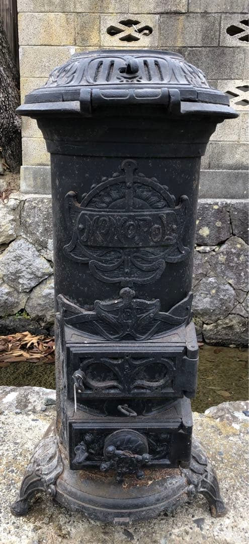 フランス　ストーブ 鋳物 鉄製 シャビー レトロ ヴィンテージ