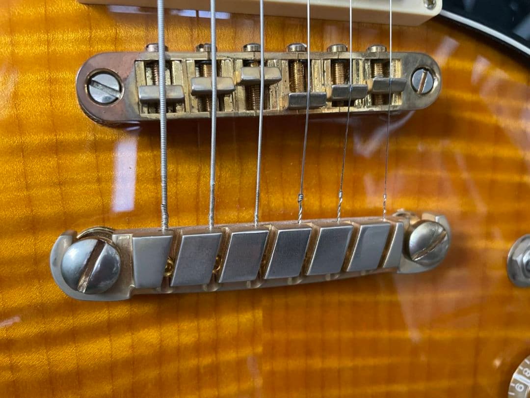 Ibanez セミホロウボディエレキギター サンバースト