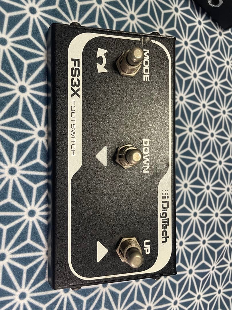 ギター DigiTech TRIO Band Creator + FS3X