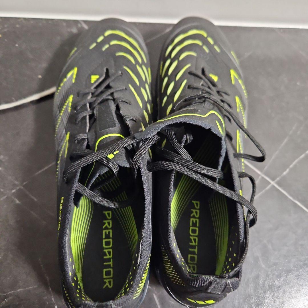 アディダス　プレデター　エリート