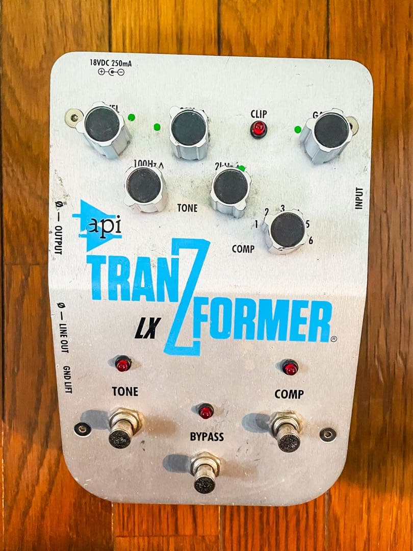 API TranZformer LX ベースプリアンプ/コンプ