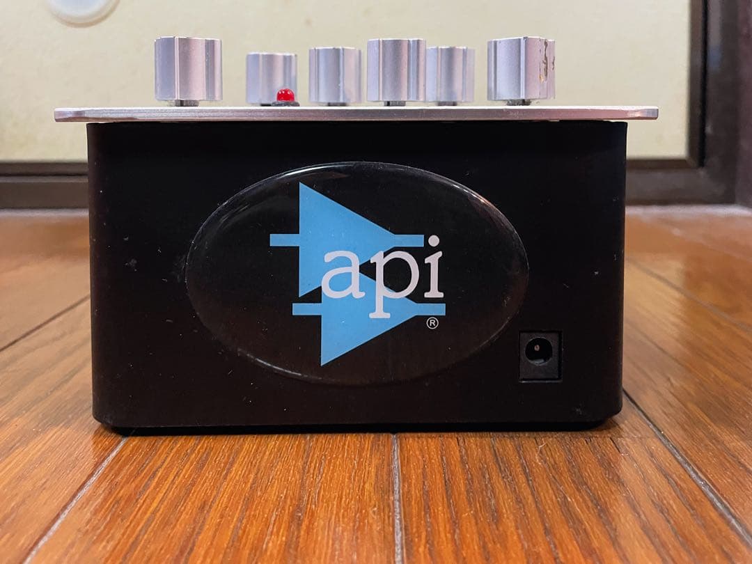 API TranZformer LX ベースプリアンプ/コンプ