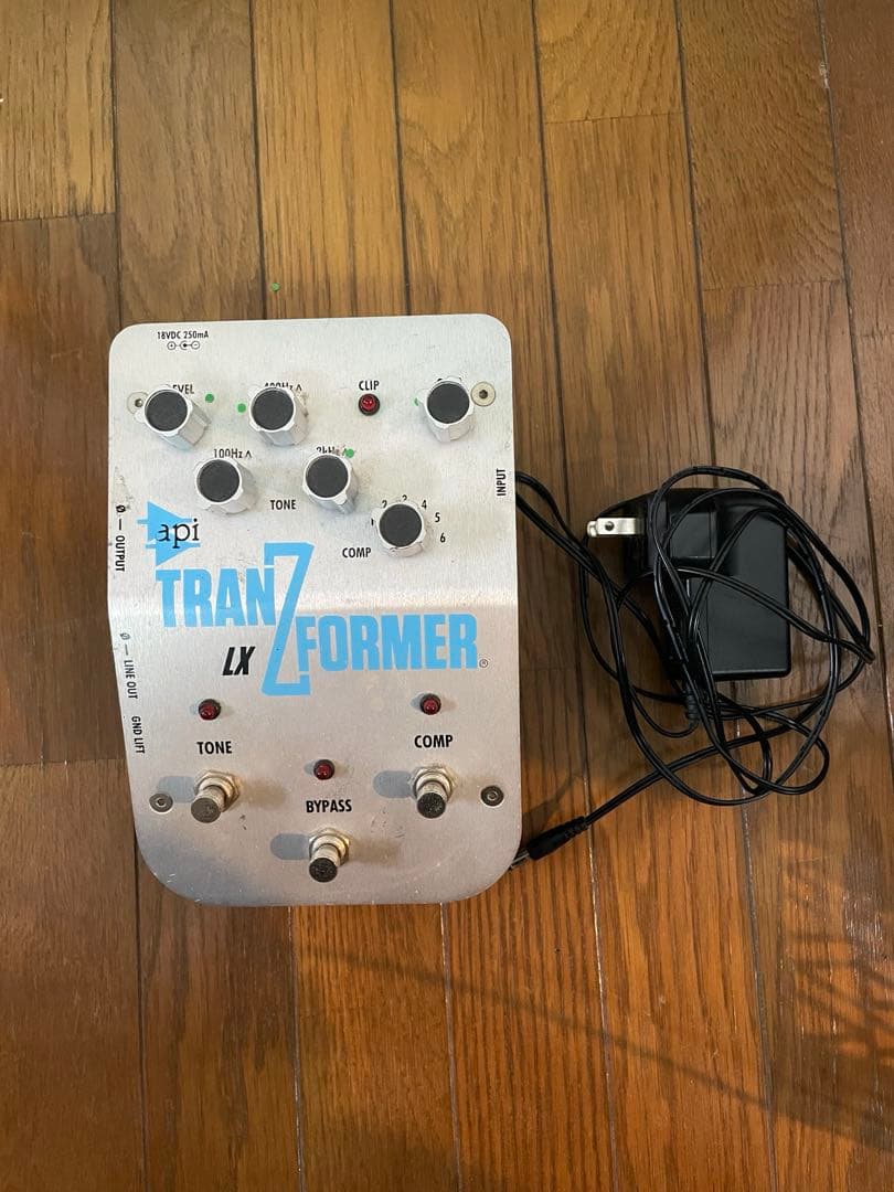 API TranZformer LX ベースプリアンプ/コンプ