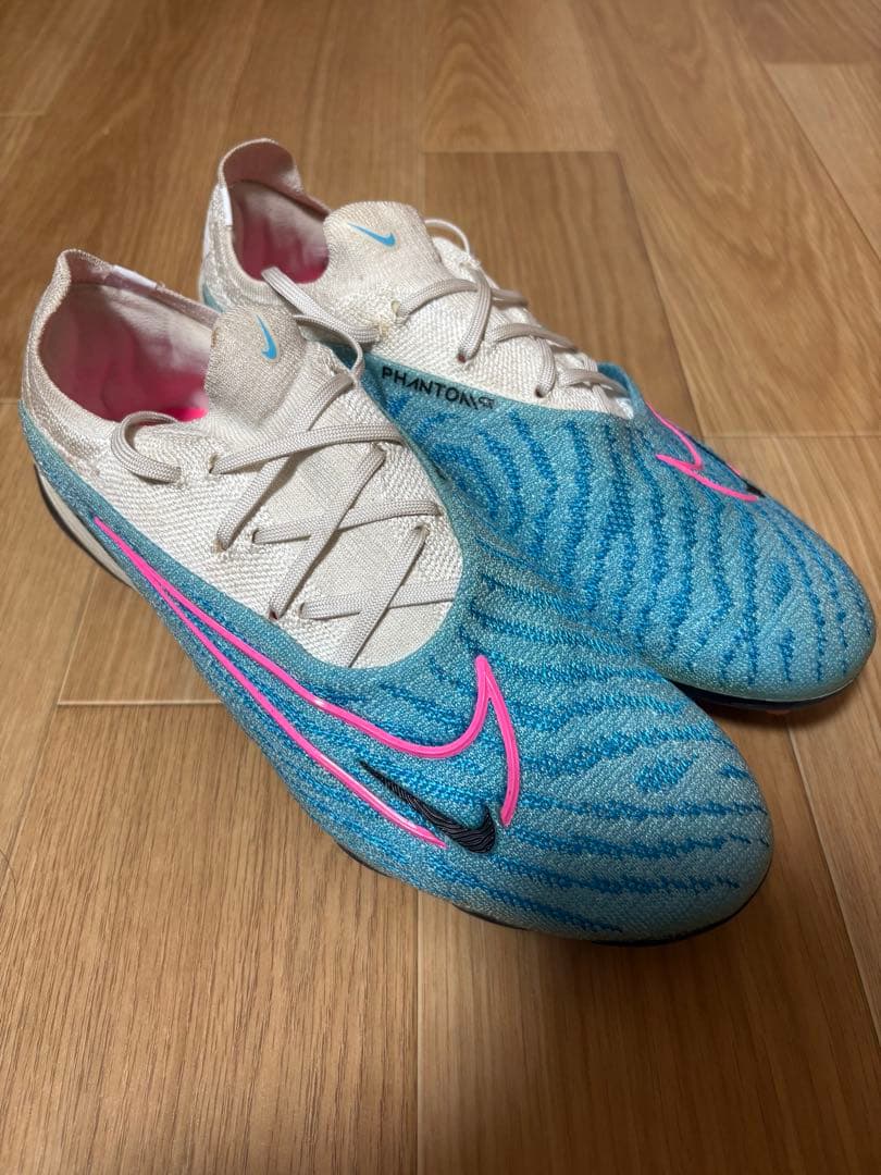 NIKE ファントムGX AG