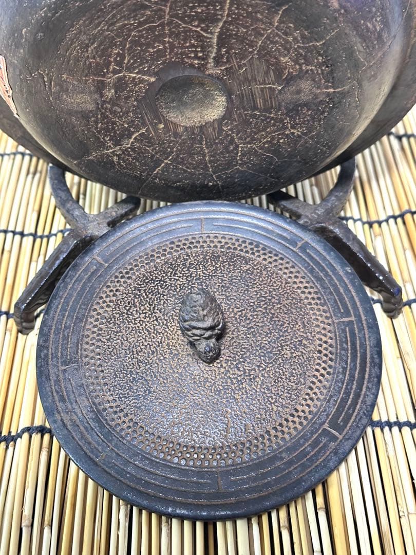 未使用品　付属品付　南部盛岡釜定工房造　１５型　南部鉄瓶　南部鉄器　鉄瓶