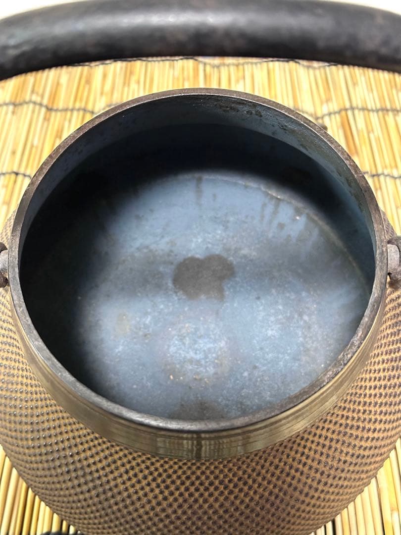 未使用品　付属品付　南部盛岡釜定工房造　１５型　南部鉄瓶　南部鉄器　鉄瓶