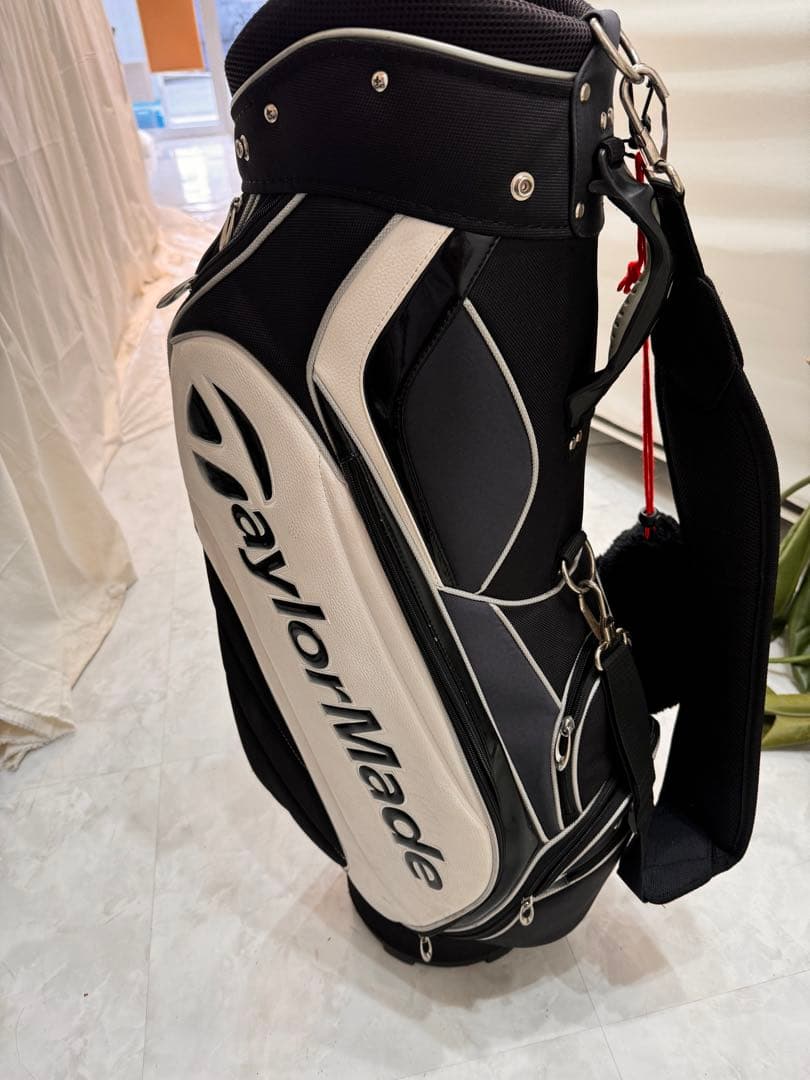 TaylorMade キャディバッグ 黒/白
