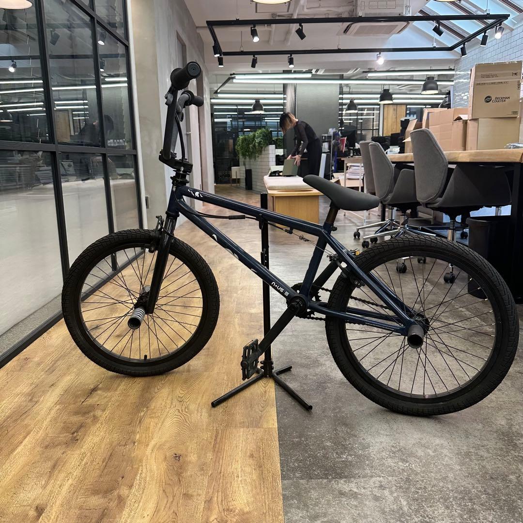 n.US MOTO BMX自転車 20インチ