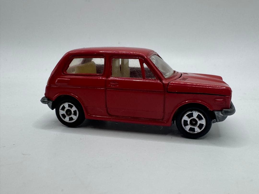 トミカ 香港製 ホンダ NⅢ 360 レッド 当時物