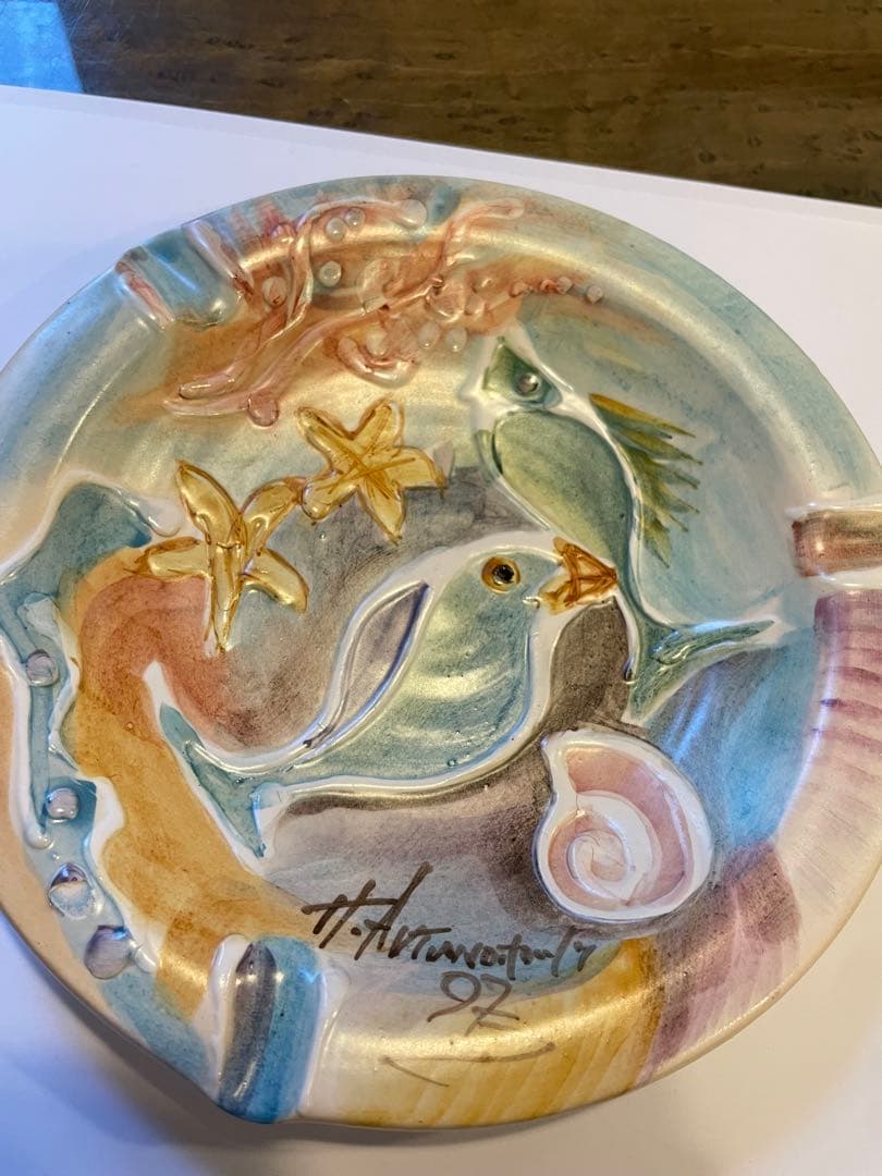 【新品・未使用】ハンドメイド海外製 カラフルな魚と貝殻の皿