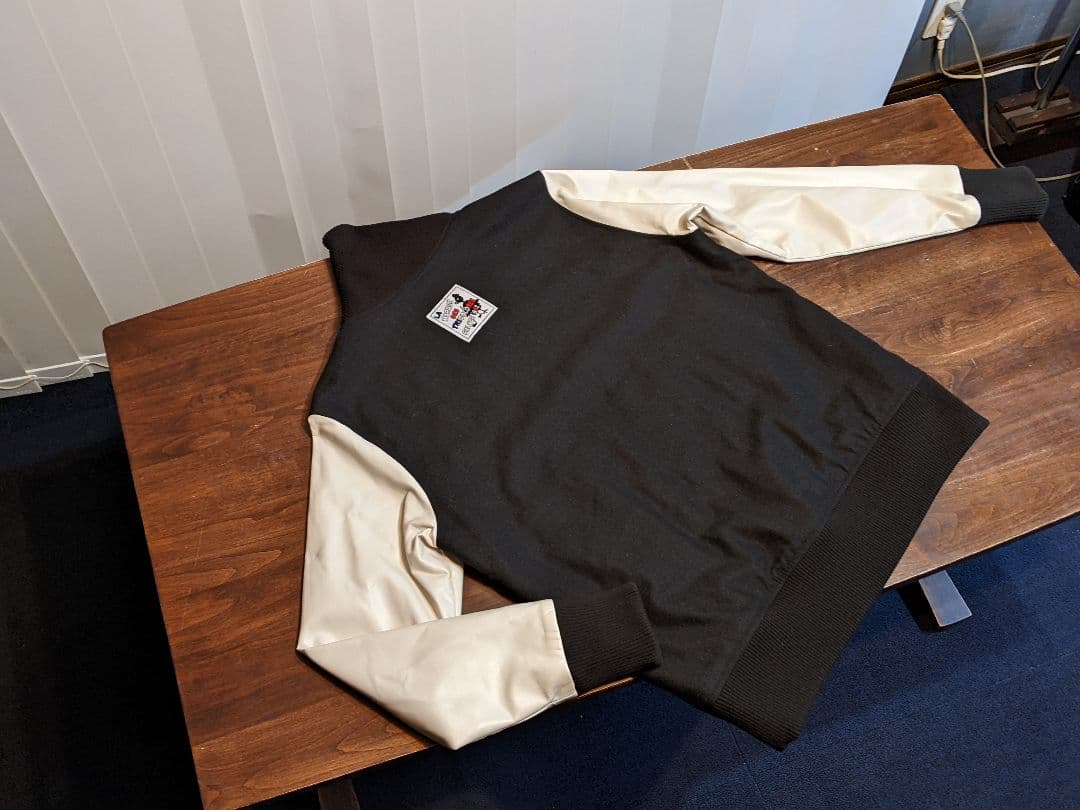 ルコック　ゴルフ　スタジャン　フェイクレザー　　中綿　毛　ジャケット　　デサント