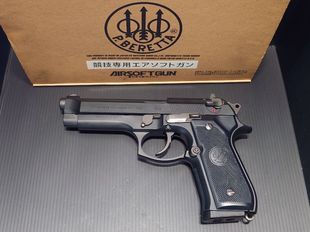 ウエスタンアームズ　ベレッタM92FS　超希少仕様　新品マガジン付き 動作OK