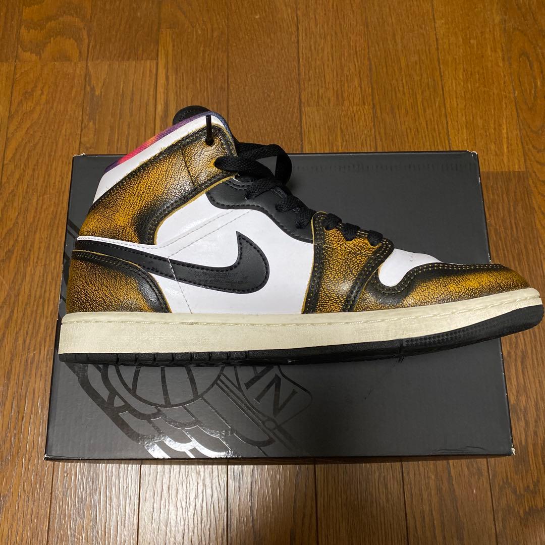 シューズ(男性用) Nike Air Jordan 1 Mid \"Wear Away\"