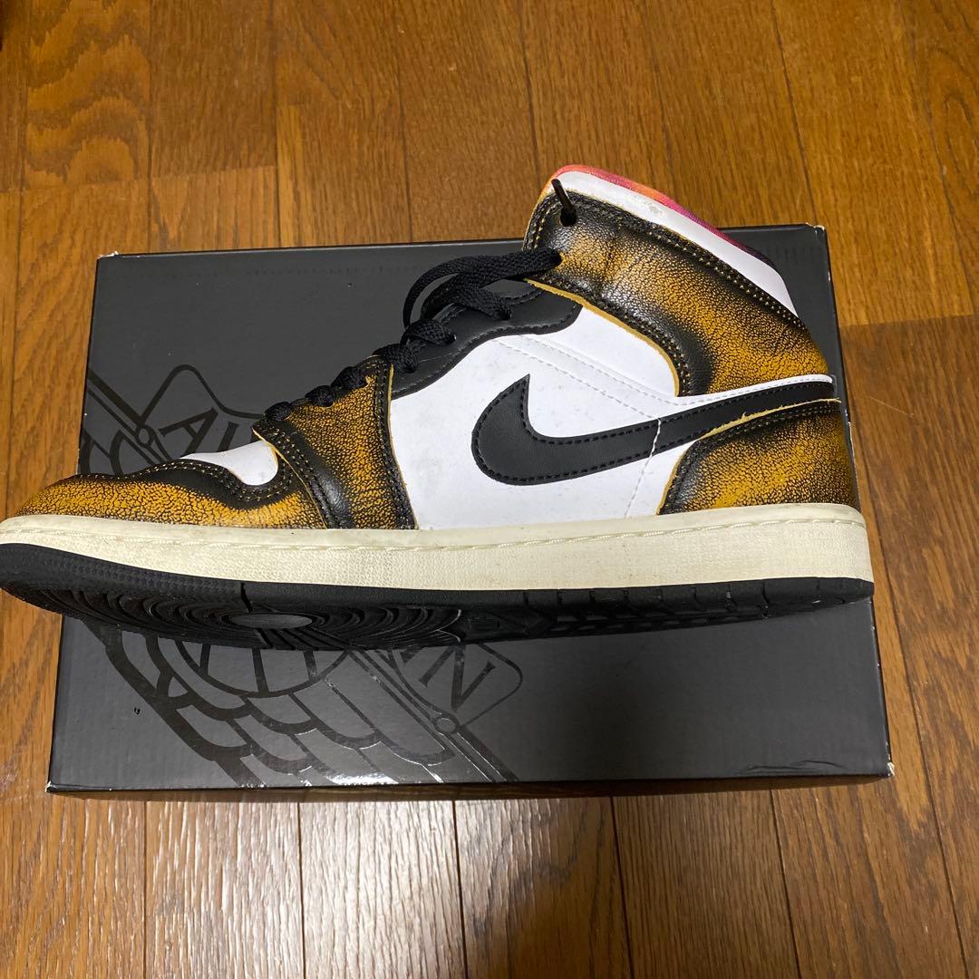 シューズ(男性用) Nike Air Jordan 1 Mid \"Wear Away\"