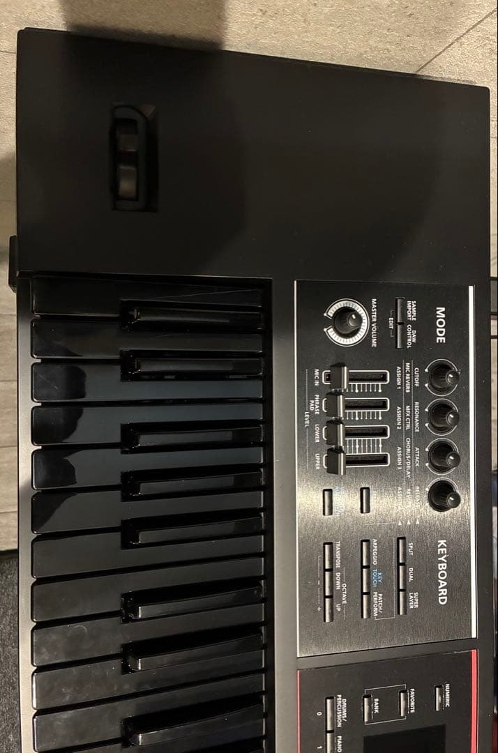 希少限定カラー ローランド JUNO-DS61B 61鍵盤 シンセサイザー