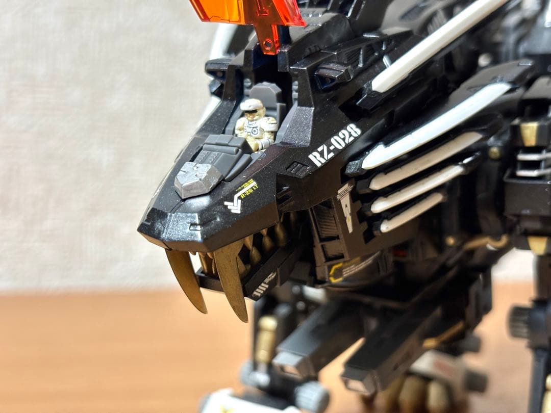 HMM ブレードライガーAB 塗装済み 完成品 コトブキヤ プラモデル ゾイド