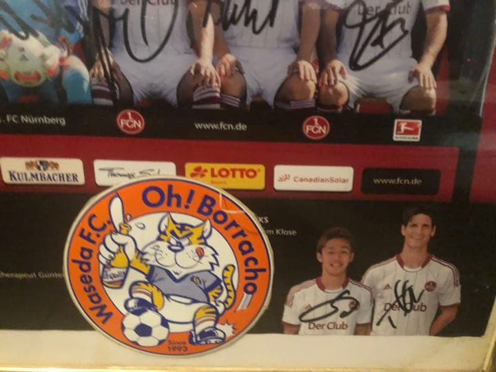 直筆サイン入りポスター2枚