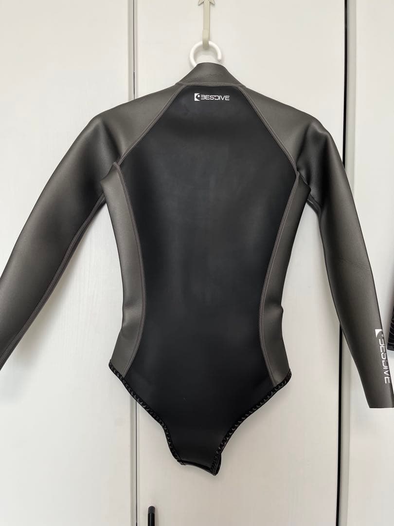 BESTDIVE ロンスプ　Mサイズ