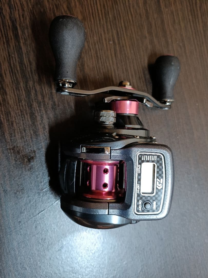 ダイワ　紅牙 ICS103L　左ハンドル