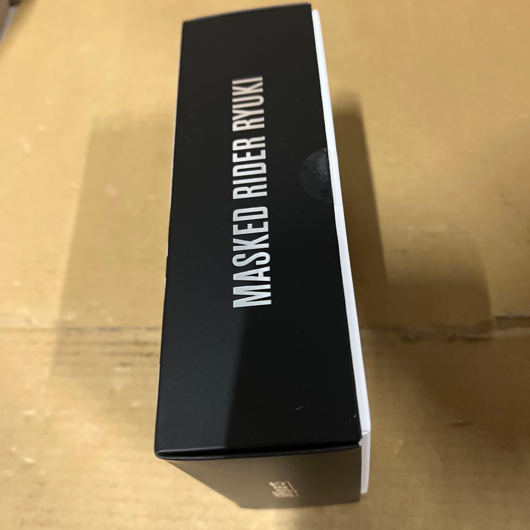 真骨彫製法　S.H.Figuarts 仮面ライダー龍騎