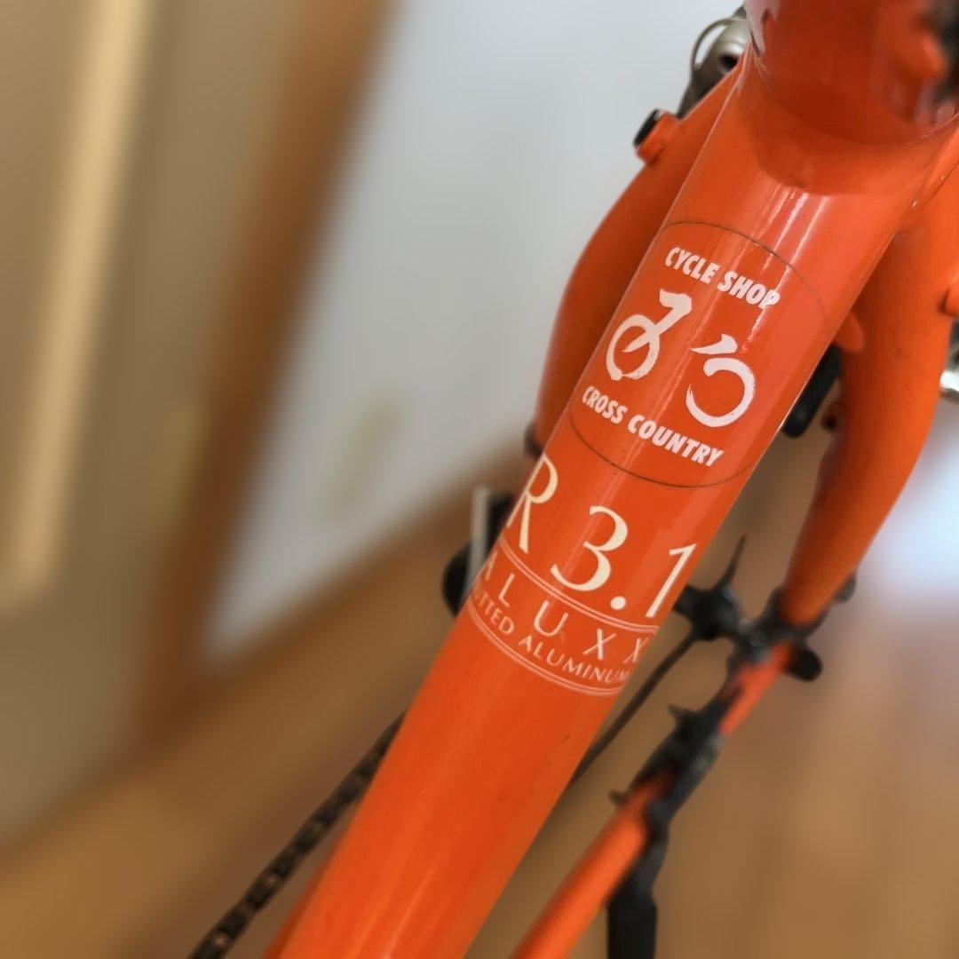 ロードバイク　GIANT ESCAPE R3.1（430）