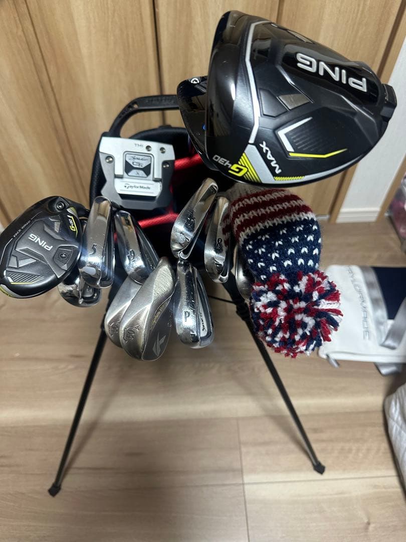 週末限定価格　Titleist Players 4 スタンドバッグ