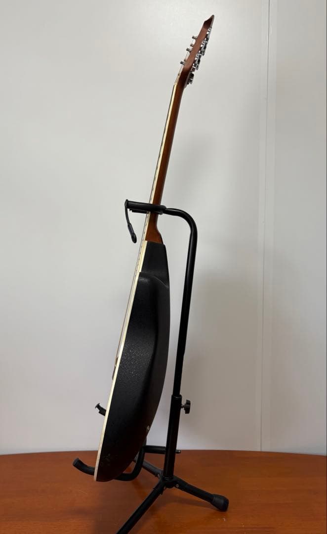 Celebrity by Ovation CC57 エレアコ