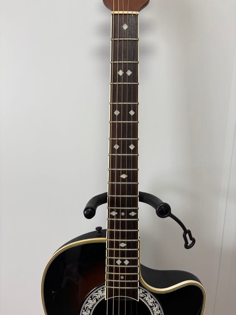 Celebrity by Ovation CC57 エレアコ