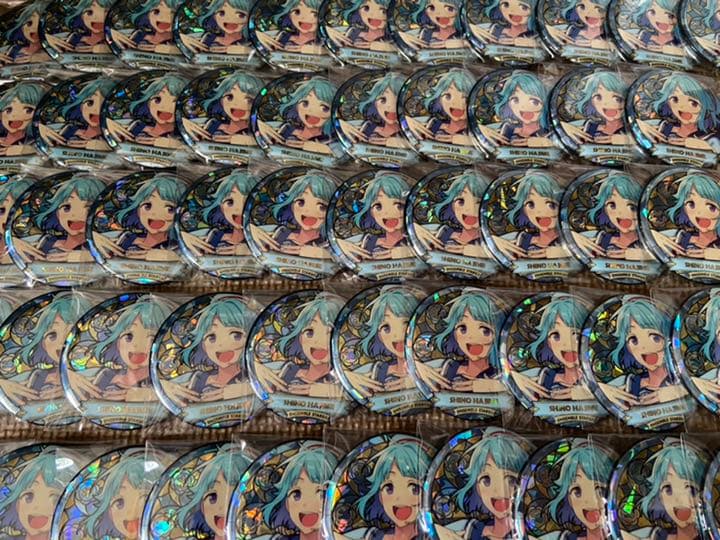 あんスタ　紫之創　花窓缶バッジ