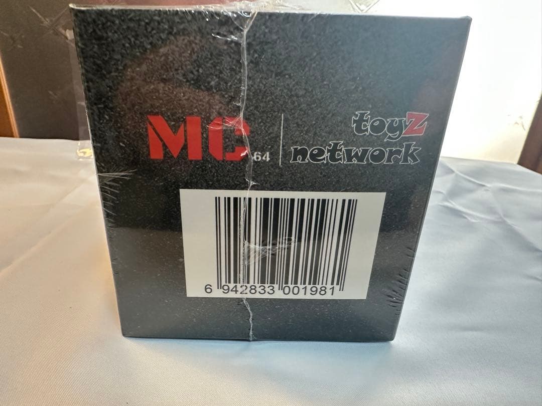 新品未使用　MC64 スカニア　ヨコハマタイヤ　1/64