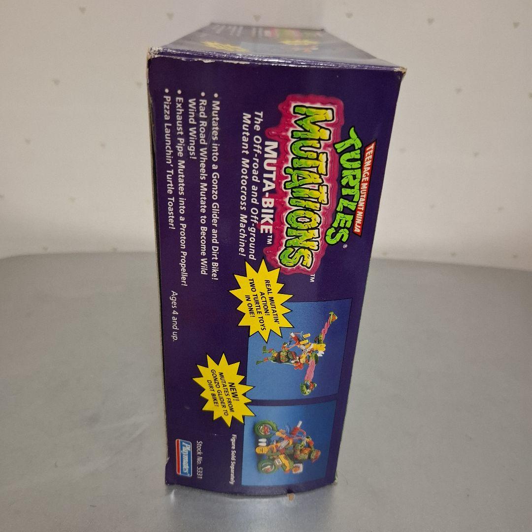 ミュータントタートルズ タートルバイク タカラ playmates フィギュア