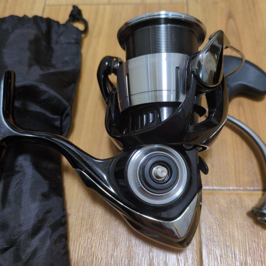 DAIWA LEXA LT 3000S-CXH スピニングリール