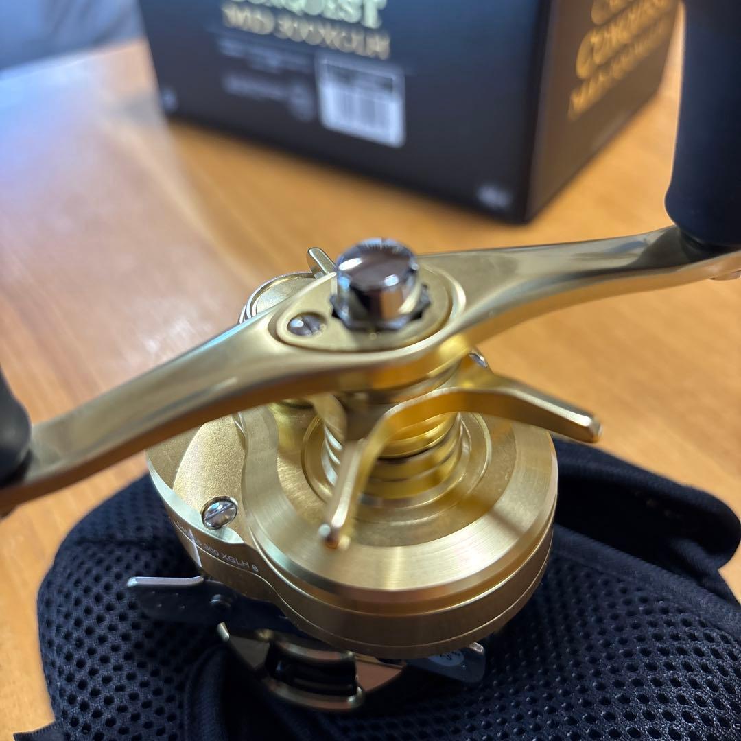 シマノ 23カルカッタコンクエストMD 300XGLH