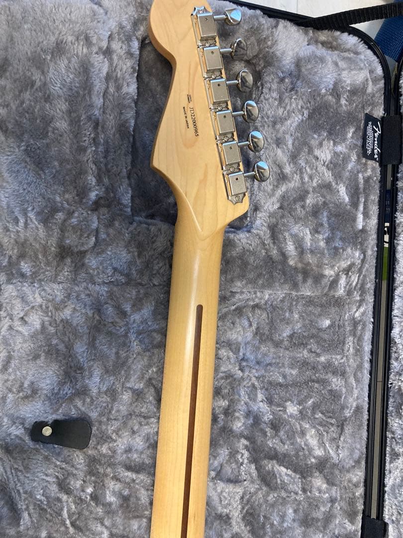 Fender Hybrid II ストラトキャスター　USAピックアップ搭載