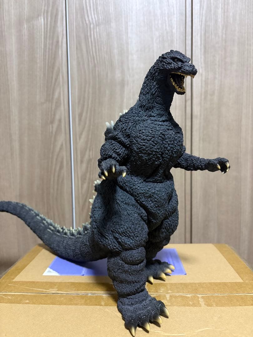 酒井ゆうじ　 ゴジラ(1989)「第四種警戒体制 大阪上陸」 発光Ver.