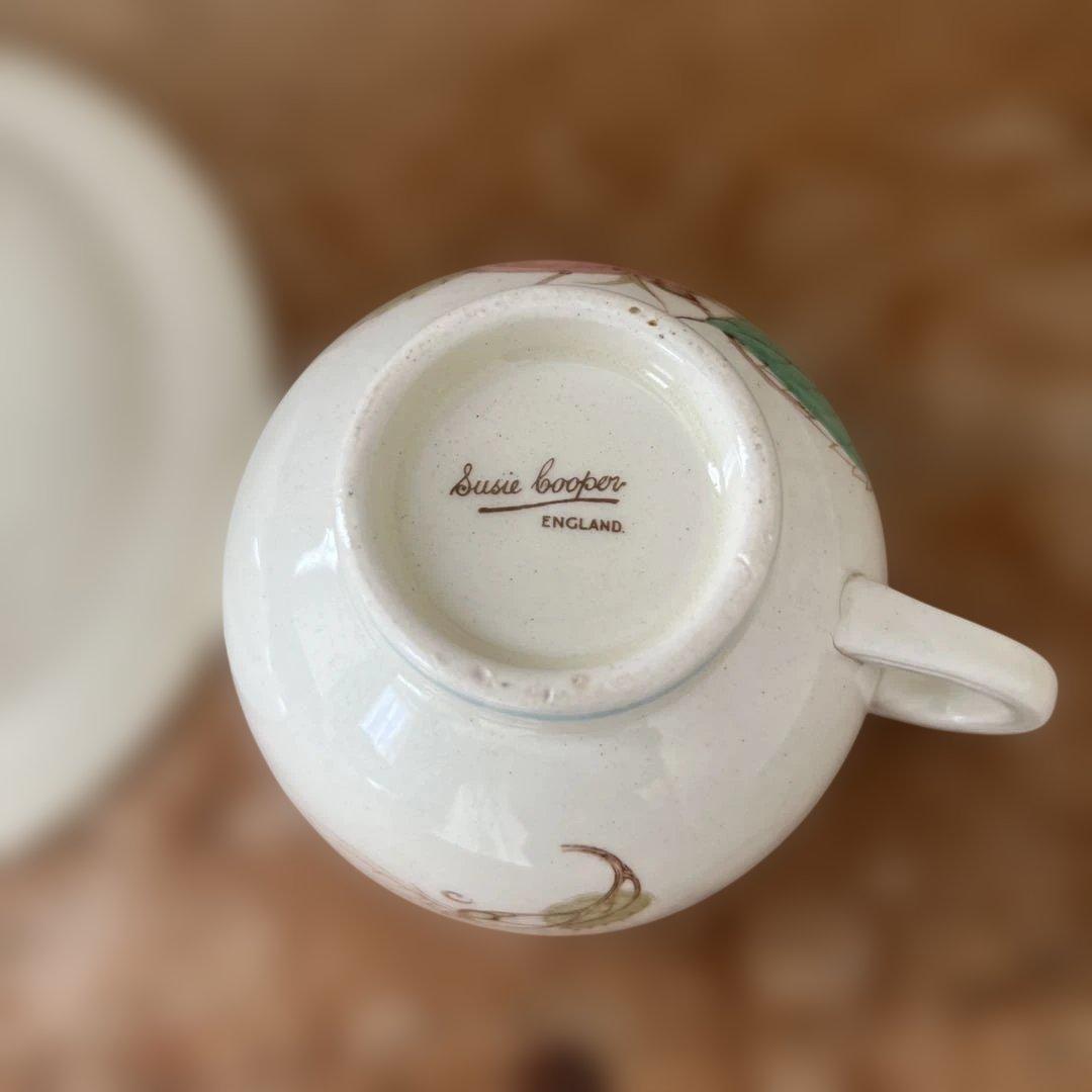スージークーパー　パトリシアローズ　カップとソーサー