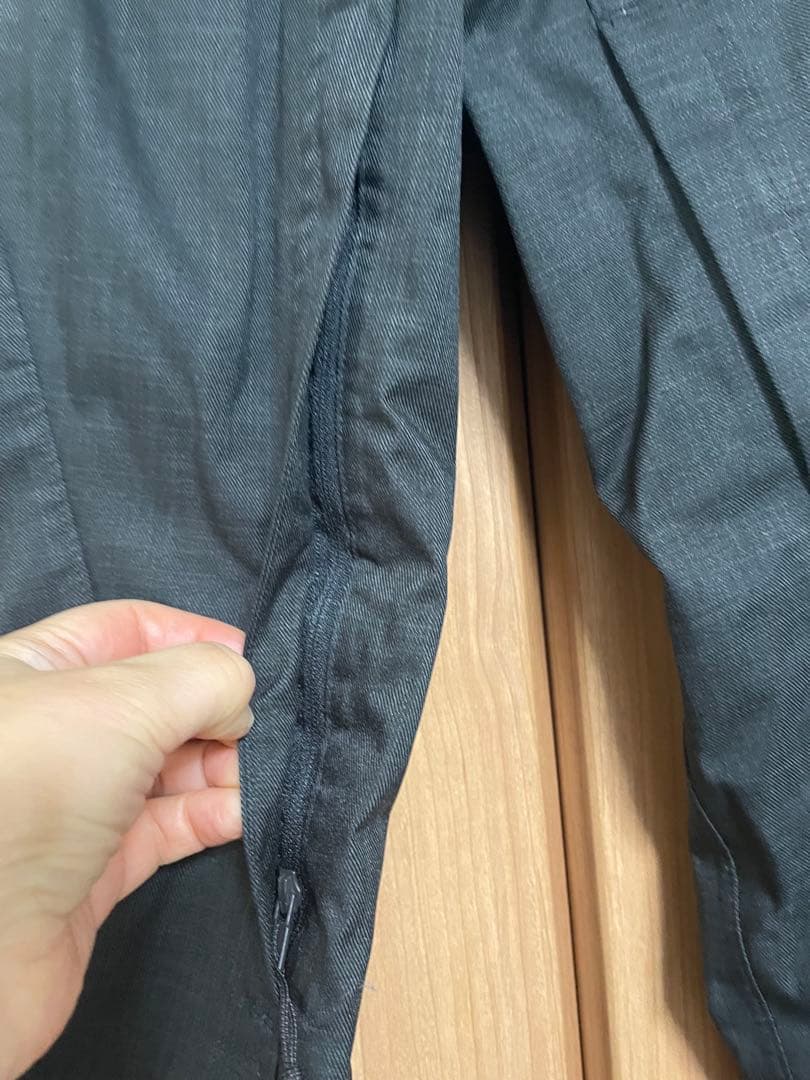 美品 アンダーアーマー　コールドギア スノボパンツ 170/78