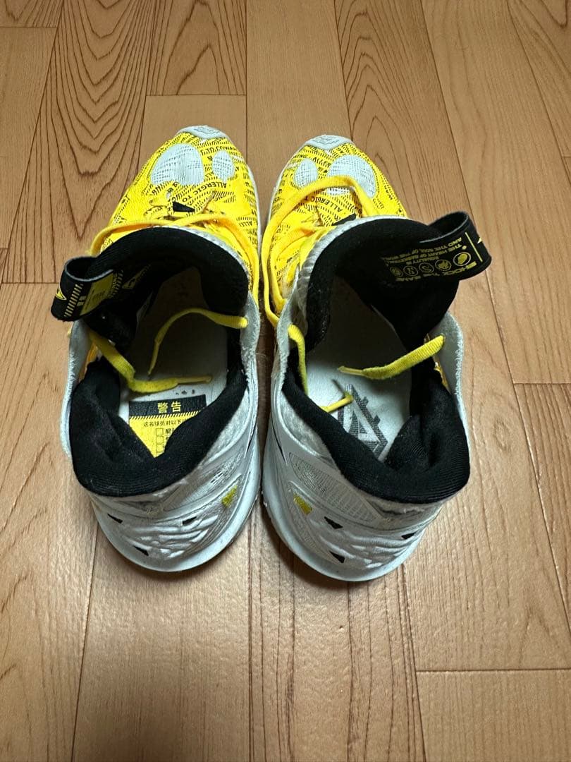 アンタ NBAバッシュ カイリーアービング 25.5cm