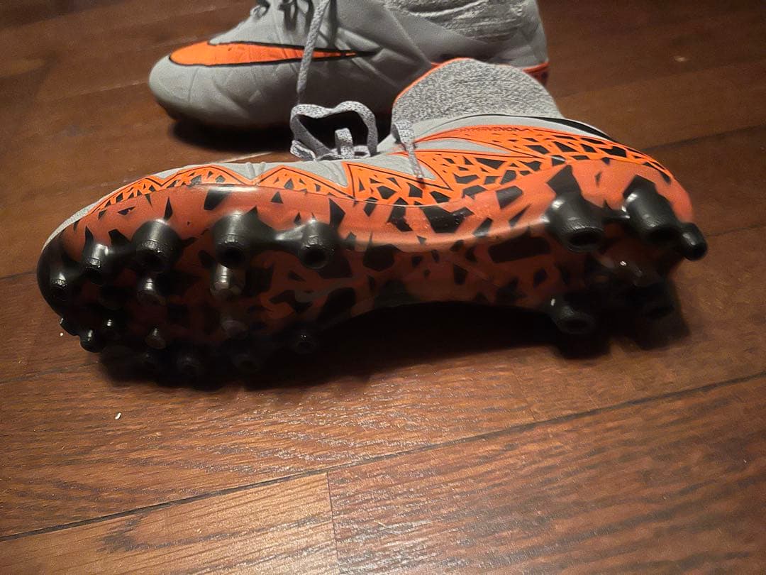 NIKEハイパーヴェノム ファントム　AG 24cm ハイカットスパイク