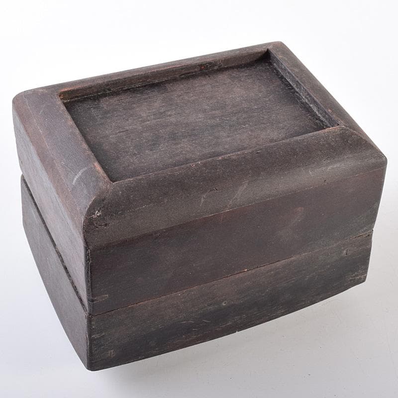 中国　粉彩　梅蝶文飾り　木製　収納箱　宝石箱　C　R7579