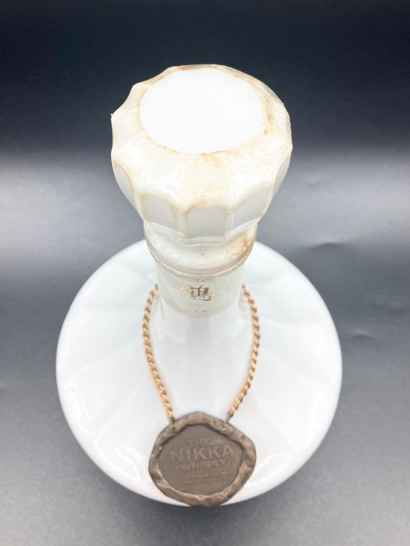【ち】 NIKKA 鶴 ウイスキー 陶器ボトル 白 700ml 43%お酒