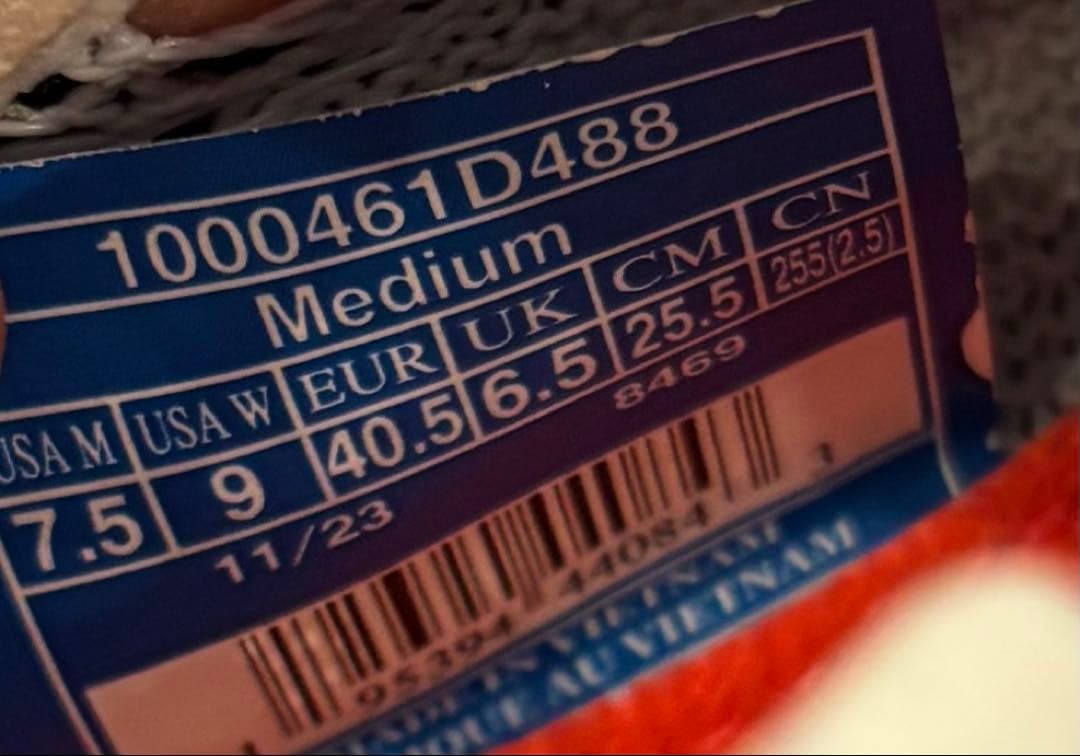 BROOKS ブルックス　Hyperion Elite 4 25.5cm