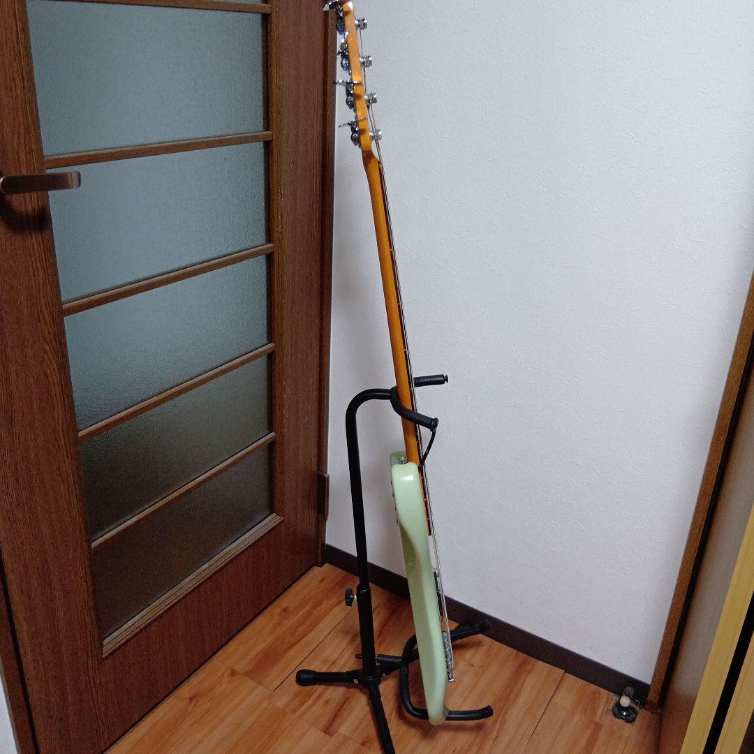 ベース Squier Classic Vibe 60's Precision Bass